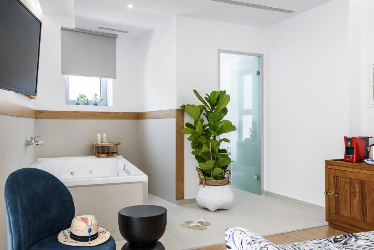 Balance Hotel Hriszí Aktí Haniá Kültér fotó
