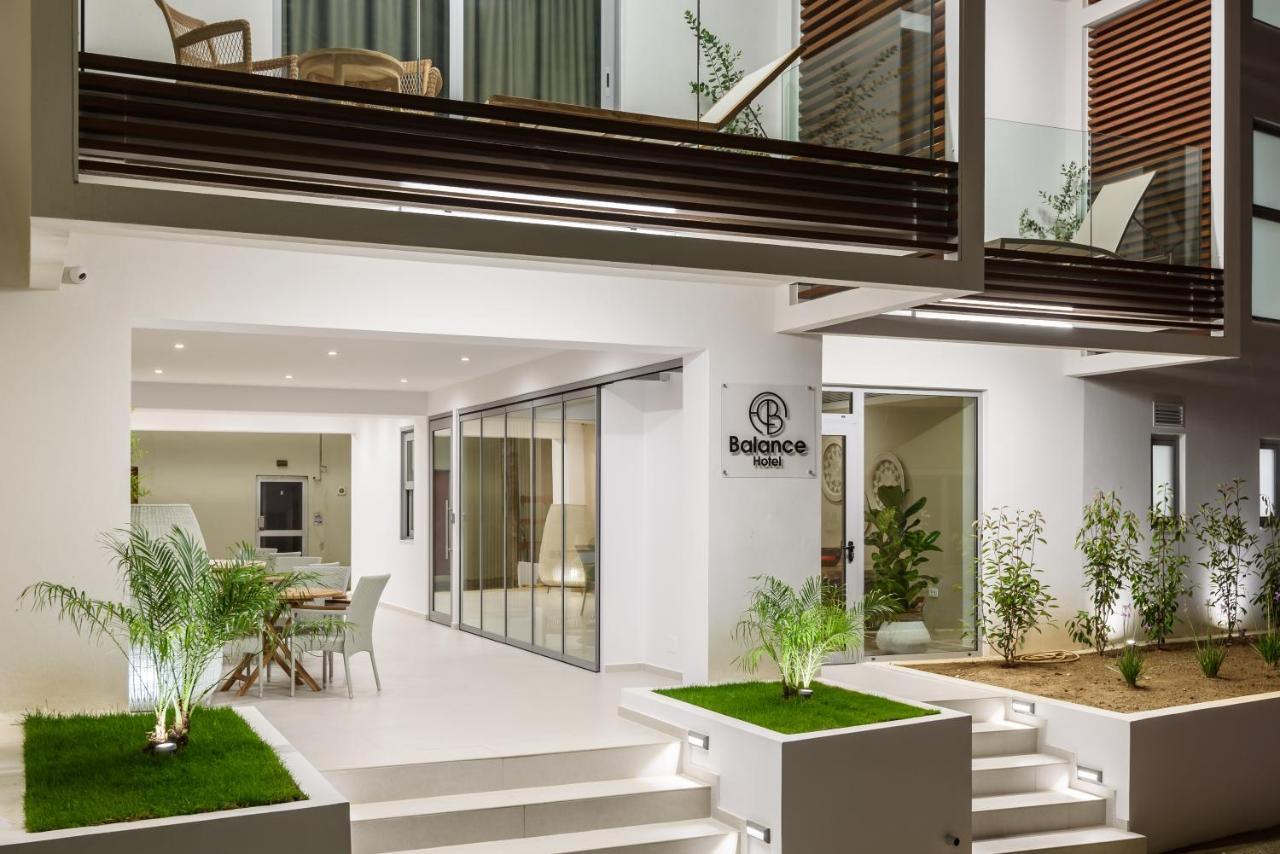 Balance Hotel Hriszí Aktí Haniá Kültér fotó